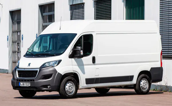 Peugeot Boxer (Пежо Боксер)