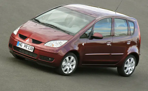 Mitsubishi Colt (Митсубиси Кольт)